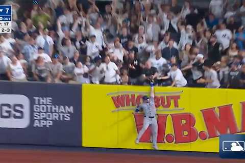 Cody Bellinger’s three-homer revenge game vs. Cubs nearly had a fourth until insane Kyle Tucker..