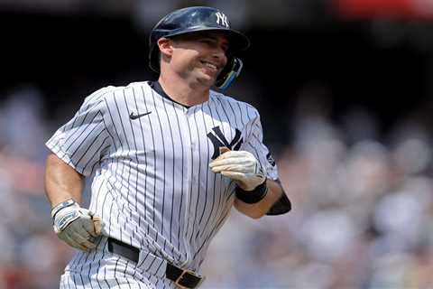 Yankees vs. Cubs prediction: MLB Sunday player props, picks, odds