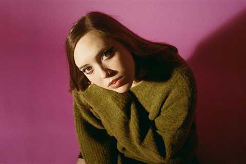 Soccer Mommy Covers Pavement’s ‘Gold Soundz’ for ‘Like a Version’