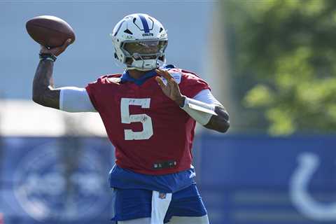 Colts’ Daniel Jones and Anthony Richardson struggle as QB battle begins