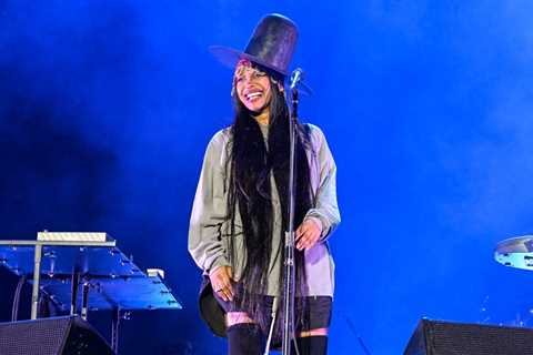 Erykah Badu Announces Dates For 25th Anniversary ‘Mama’s Gun’ Fall 2025 U.S. Tour