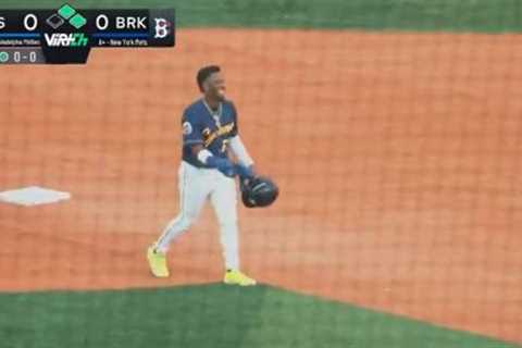 Mets prospect Jesus Baez finds out he’s been traded — while on second base