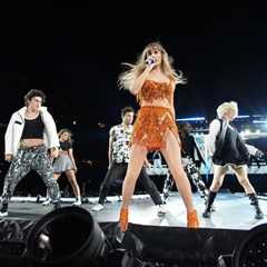 We’re Following Taylor Swift’s Sourdough Breadcrumbs All the Way to Super Bowl Halftime
