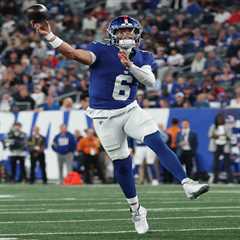 Jaxson Dart leads electric Giants touchdown drive before brief concussion scare
