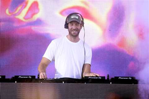 Calvin Harris Announces the Birth of His First Child & Shares Placenta Photos: ‘My Wife Is a..