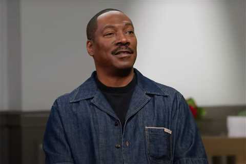 Eddie Murphy Shares Never-Before-Heard Story About Beyoncé’s Sweet Gesture to Jennifer Hudson on..