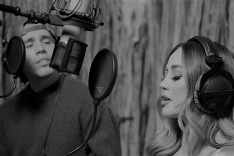 Fans Choose Diferente Nivel & Carolina Ross’ Collab as Their Favorite New Latin Music of the Week