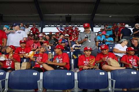 Mets soaking in ‘cool energy’ of Little League Classic as memories come flooding back