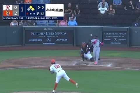 Mariners’ Victor Robles suspended 10 games for wild bat-throwing incident in minors