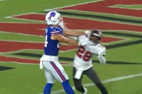 Shilo Sanders ejected for throwing punch during Bills-Buccaneers preseason game