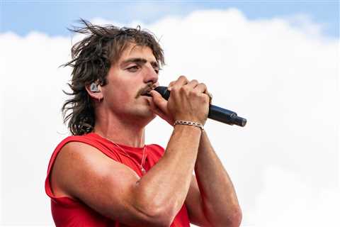 Benson Boone Merch Knockoffs: Sony Company Sues Counterfeiters Amid American Heart Tour