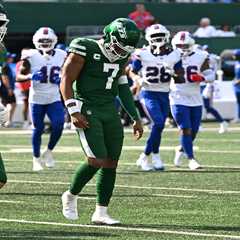 How Jets’ Aaron Glenn is approaching Justin Fields’ injury uncertainty
