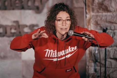 The Best Comedy Specials to Watch This Month: Critic’s Picks