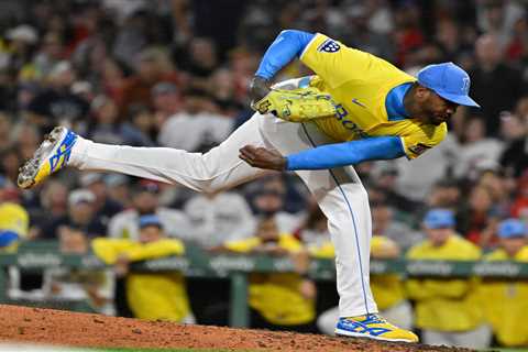 Yankees-Aroldis Chapman playoff collision looking likely