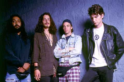 Soundgarden Unlikely to Release Final Album Before Rock Hall Induction, Drummer Says