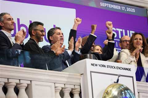 StubHub Falls 6% Below IPO Price on First Day of Trading