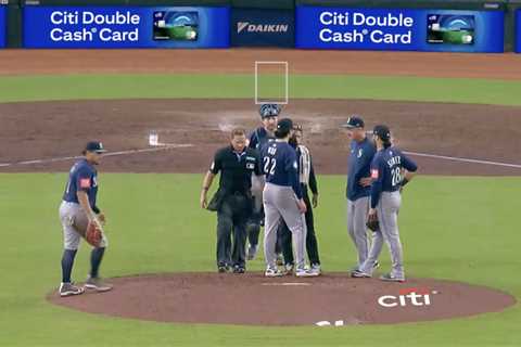 Bryan Woo to undergo MRI for ‘pec tightness’ in potential Mariners nightmare