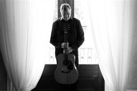Vince Gill Marks 30 Years of ‘Go Rest High on That Mountain’ With Double Chart Debut