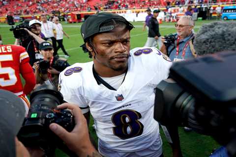 Lamar Jackson could be sidelined multiple games in Ravens injury nightmare