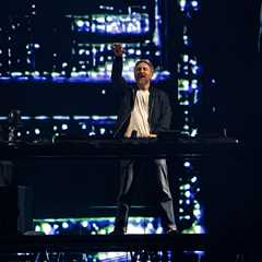 David Guetta Headlining Fontainebleau Miami Beach New Year’s Eve Party