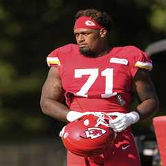 ‘Extremely unusual’ situation around Chiefs’ missing draft pick Josh Simmons