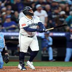 Blue Jays, Mariners series tied going into ALCS Game 5—How to watch for free