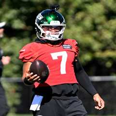 Where Aaron Glenn lost the plot with his latest Justin Fields defense