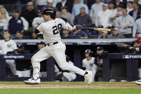 Austin Wells breaks playoff funk with a signature moment in Yankees’ Game 2 win