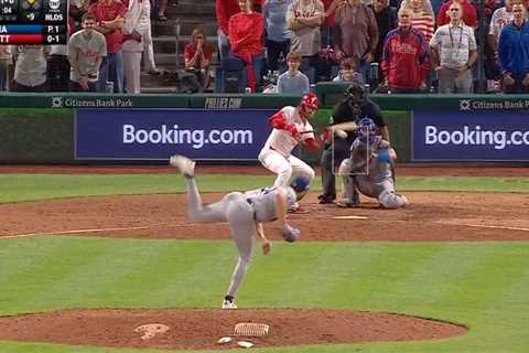 Rob Thomson reveals why he called for controversial Bryson Stott bunt that burned Phillies