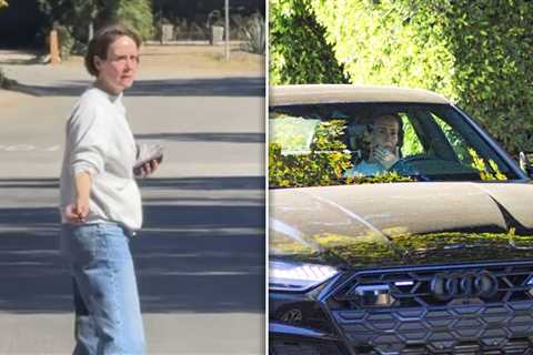 Sarah Paulson Emotional Outside Diane Keaton's Home After Actress' Death