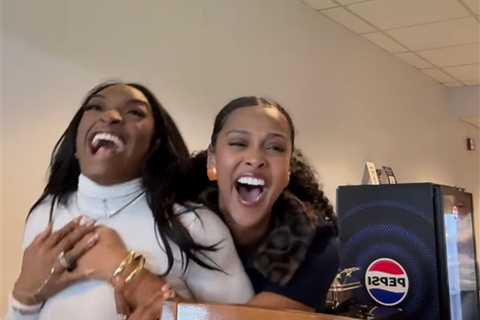 Simone Biles goes wild as husband’s Bears win in dramatic fashion
