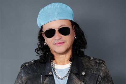 Elvis Crespo to Receive Billboard Hall of Fame Award at Billboard Latin Music Awards 2025