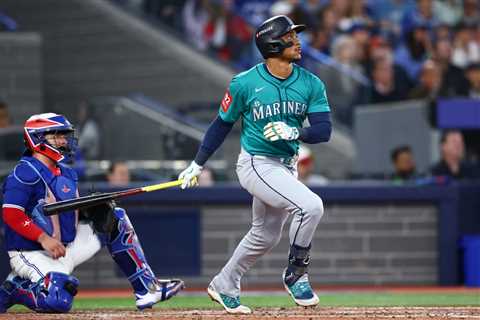 Toronto Blue Jays vs Seattle Mariners: How to Watch the ALCS Game on Sling TV