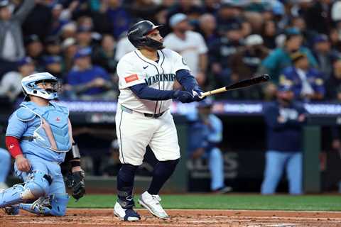 Blue Jays, Mariners series tied going into ALCS Game 5—How to watch for free