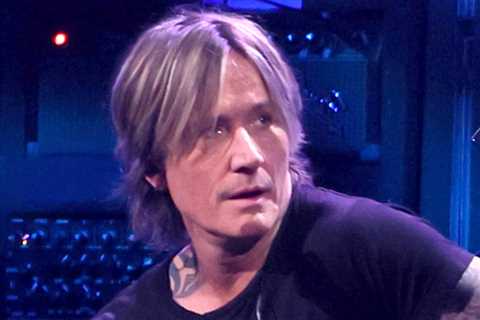 Keith Urban Hilariously Reacts to Fan Named Nicole Amid Divorce