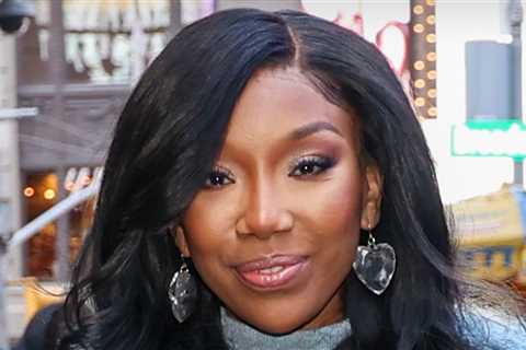 Brandy Says Dehydration Made Her Leave Stage Abruptly