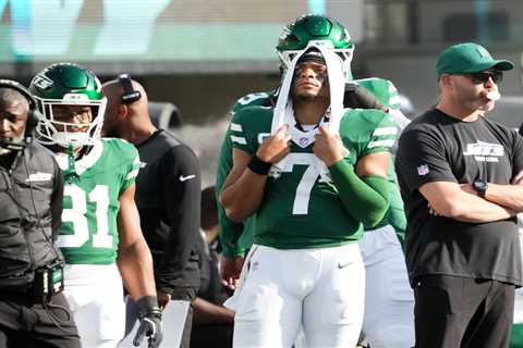 Jets are in the worst kind of quarterback hell