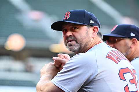 Jason Varitek’s wife teases ‘other openings’ with Red Sox coaching future in limbo