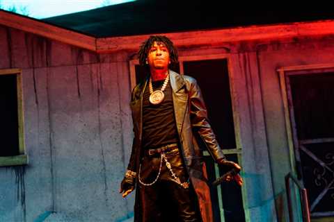 YoungBoy Never Broke Again’s Wife Gifts ‘Very Special’ Custom Chain Engraved With Kids Names..