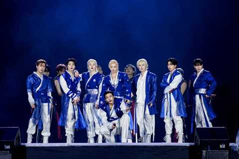 6 Best Moments From Stray Kids’ dominATE: celebrATE Tour Finale