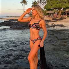 Chiefs heiress Gracie Hunt models bikini during stunning Hawaiian vacation