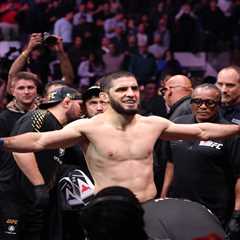 Islam Makhachev secures title in second weight class with UFC 322 win over Jack Della Maddalena