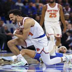Landry Shamet exits with shoulder injury in scary Knicks scene