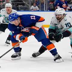 Mat Barzal is only worried about one stat when it comes to the Islanders