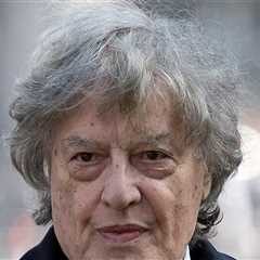 Academy Award Winner Tom Stoppard Dead at 88