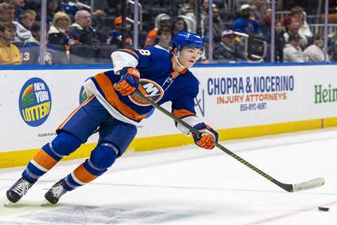 Islanders rookie phenom Matthew Schaefer talks grand expectations, late mother’s influence in..