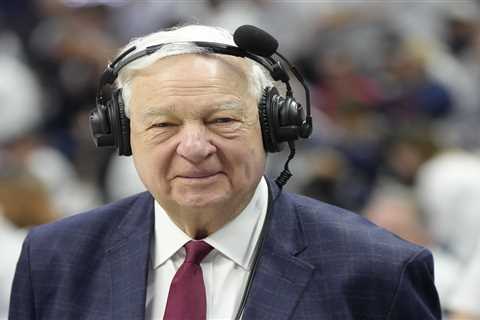 Start of college basketball season brings us the gift of Bill Raftery