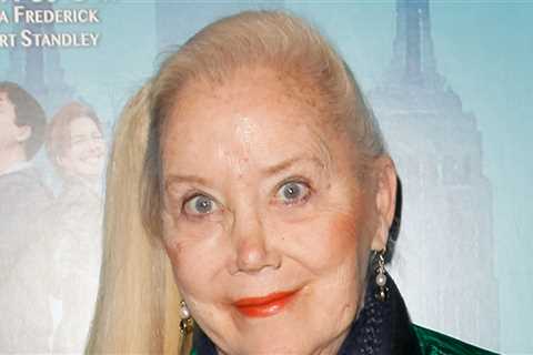 Golden Globe Winner Sally Kirkland Dead at 84