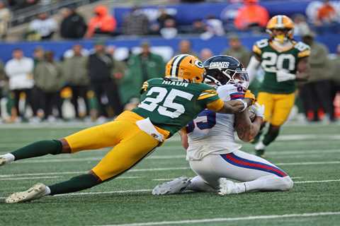 Isaiah Hodgins delivers for Giants on short notice as offense has plenty of positives in loss