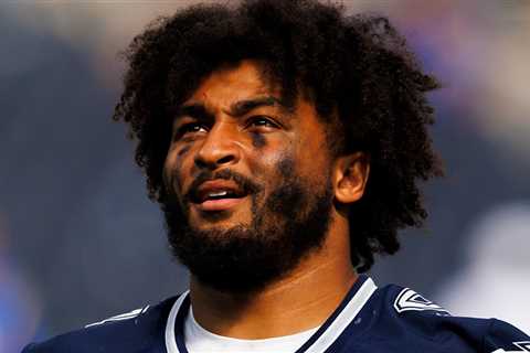 Cowboys Honor Marshawn Kneeland With Locker Before 'Monday Night Football'